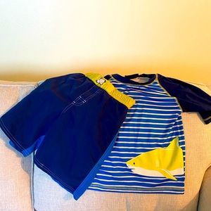 Xtreme boys swim suit size 6 barely worn